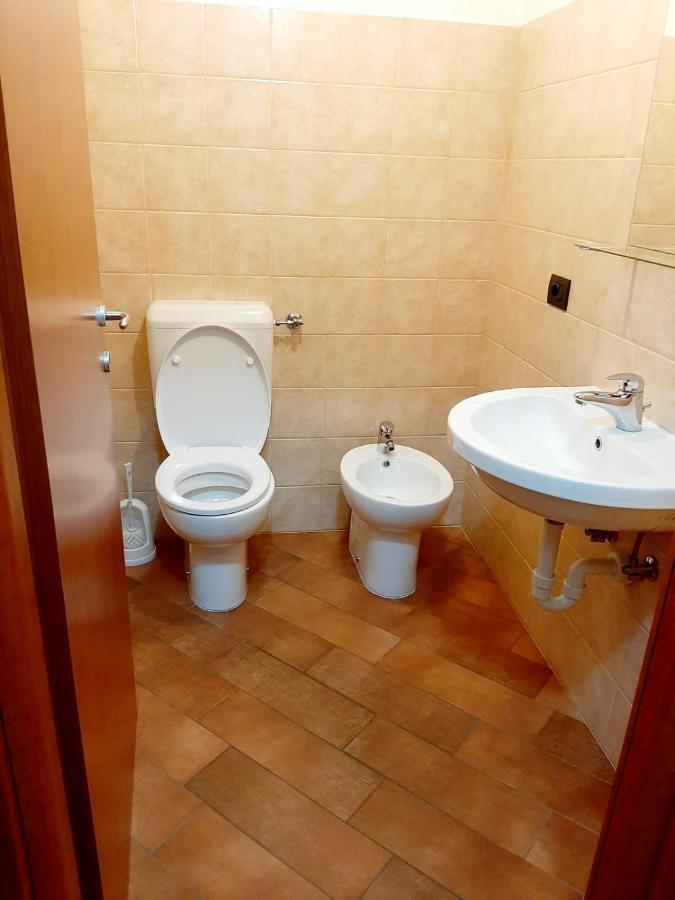 Appartement Il Vicolo By Turistica à Domodossola Extérieur photo